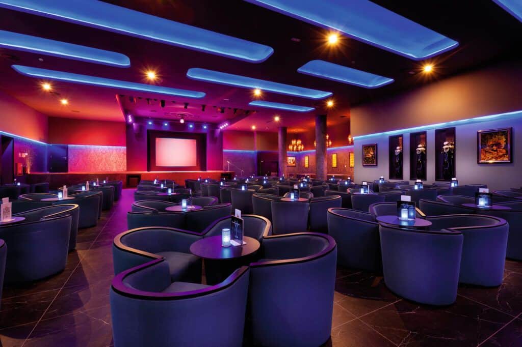 Riu Palace Oasis Lounge bar