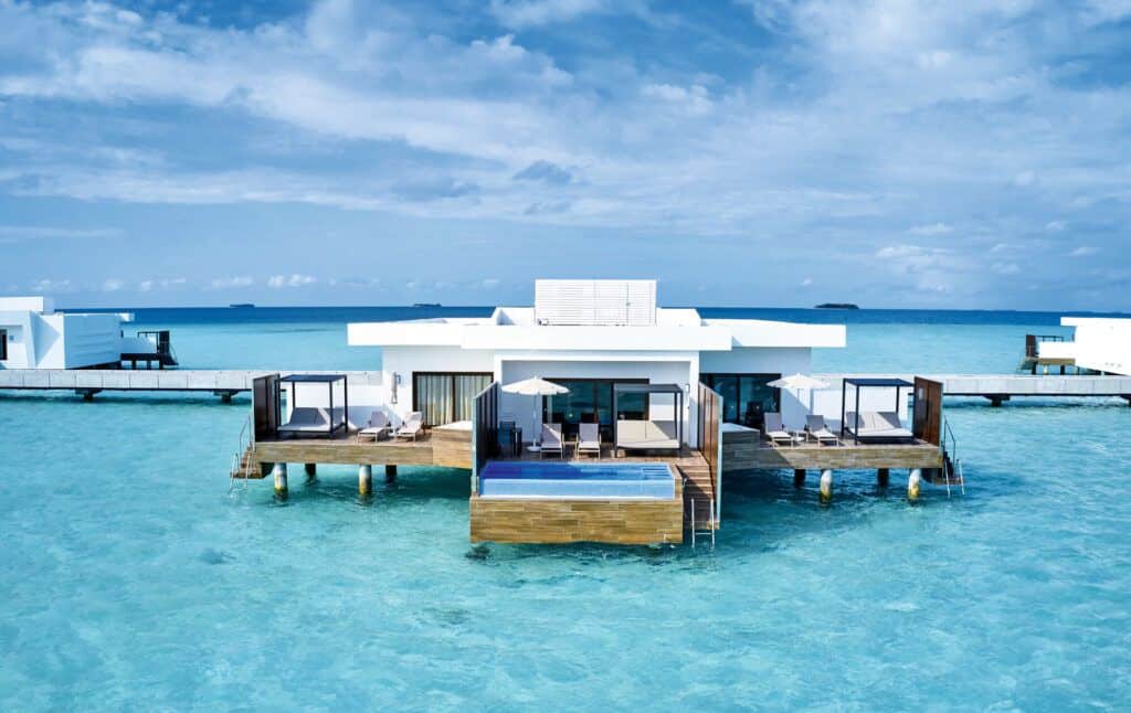 Riu Palace Maldivas Overwater suite met privé zwembad